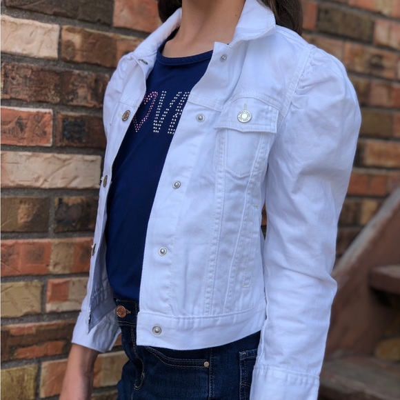 Girl’s White Gap Jean Jacket - Picture 2 of 13